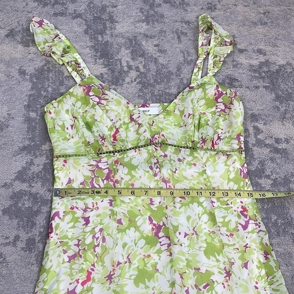 New Likely Gavina Mini Dress In Green Floral Flutter Strap Cut Out Back Sz 8 - Picture 13 of 15